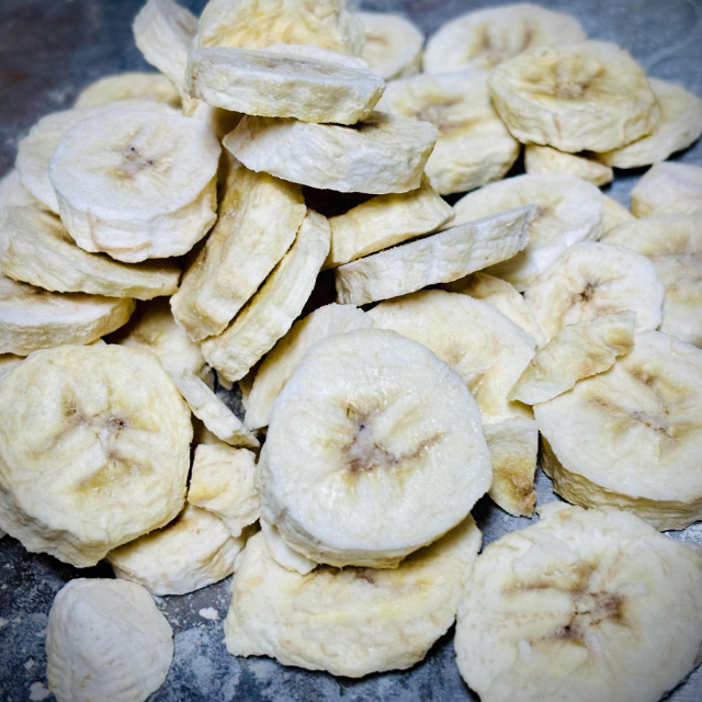 Premium Freeze-Dried Banana - Crispy Whole Slices, 100% Natural, No Added Sugar, High Potassium Snack - Image 5