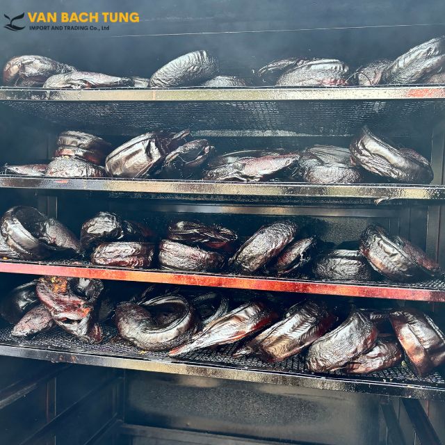 Freshwater Smoked Catfish African Style for Wholesale - Image 5