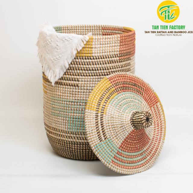 Handwoven Tall Seagrass Laundry Basket with Lid, Multicolor Accent Design