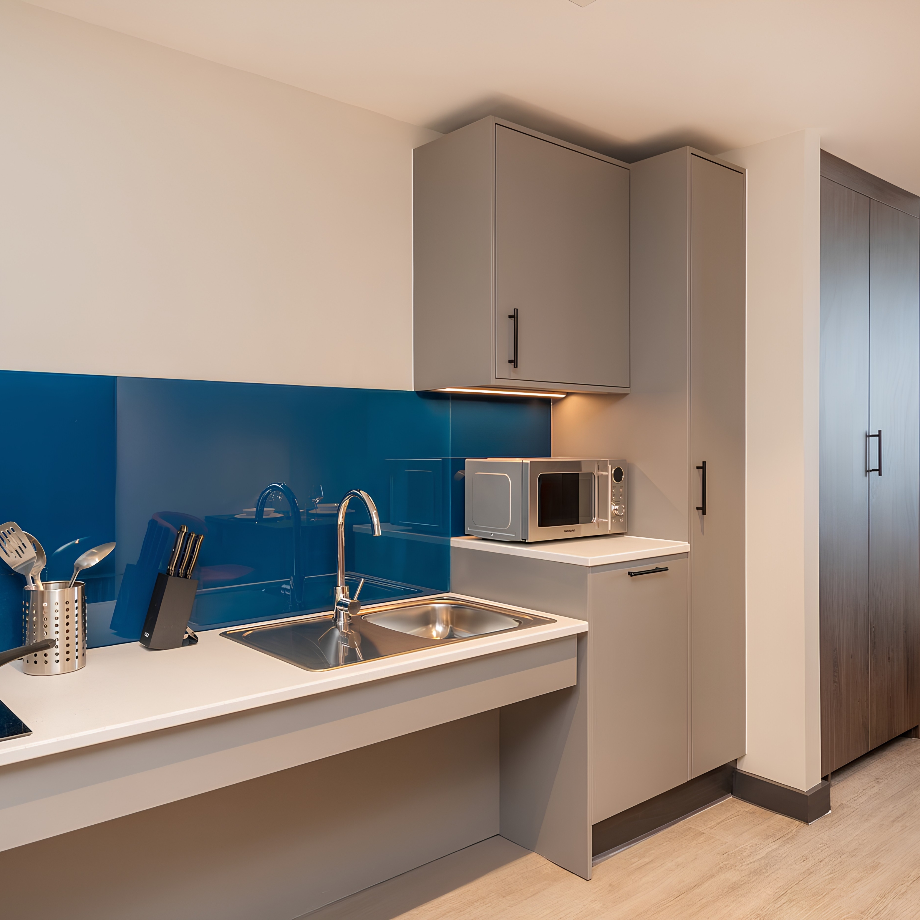Entry Valet Unit - Hyatt House from Vietnam Hotel Furniture Manufacturer OEM/ODM One-Stop Solution for Hotel Brands - Image 3