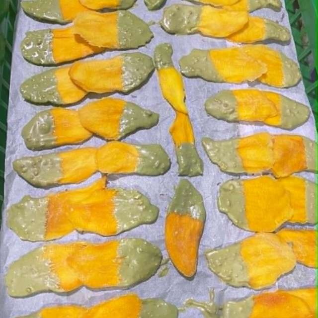 OEM/ODM Soft Dried Matcha Peanut Coated Mango | Vietnam Factory Private Label Manufacturer