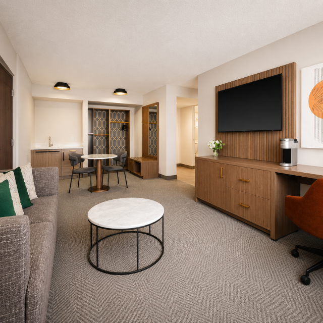 Premium Wooden Holiday Inn Bedroom Set from Vietnam Factory Built for Hospitality Excellence and Brand Standard Compliance