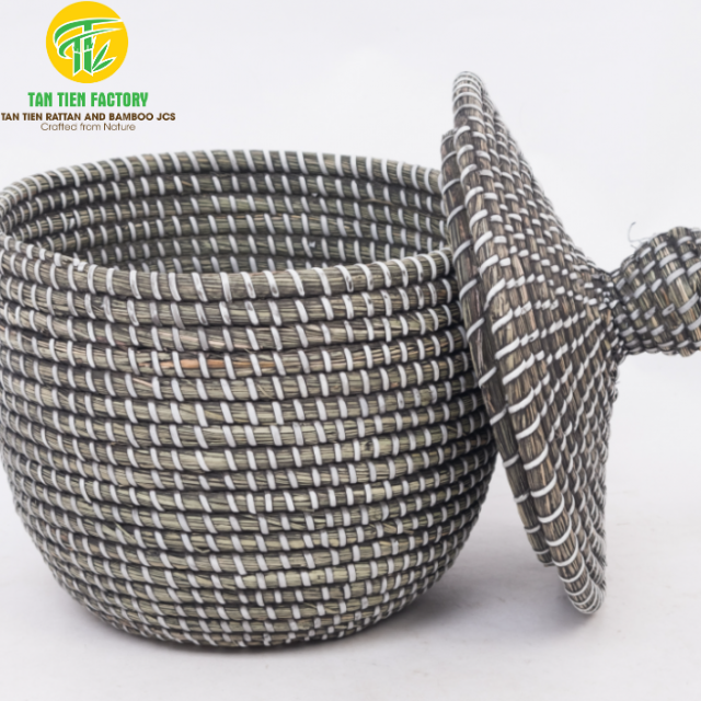 Small Round Seagrass Storage Basket with Lid in Charcoal Grey