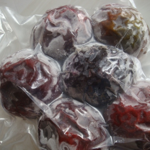 Whole IQF Frozen Passion Fruit - Image 2