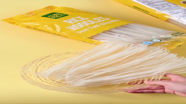 Rice Noodle - Video thumbnail